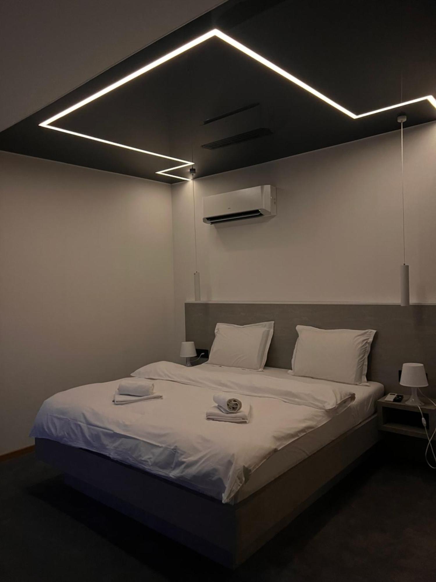 Swan Hotel เบลเกรด ภายนอก รูปภาพ